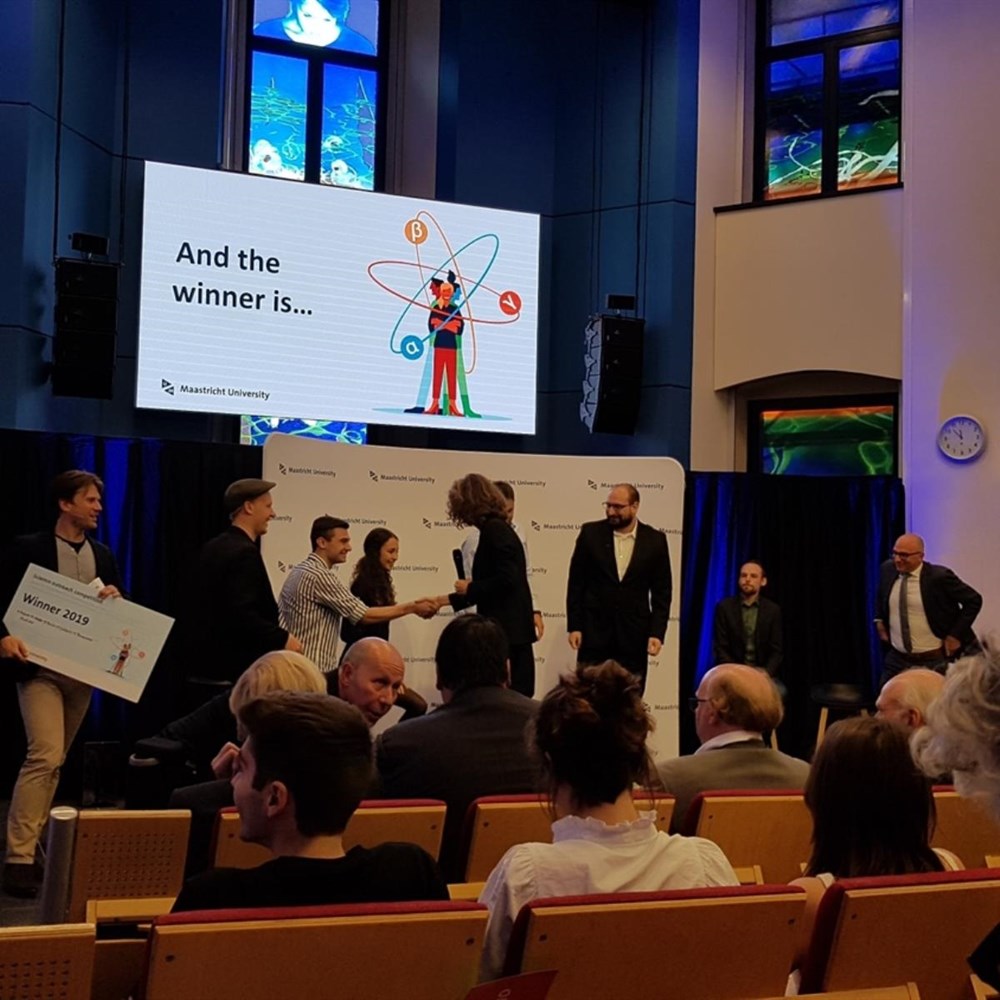 Studenten: “Breng wetenschap naar de gevangenis”