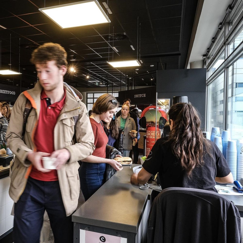 Mensa van de Universiteit Maastricht één van de goedkoopste van Nederland
