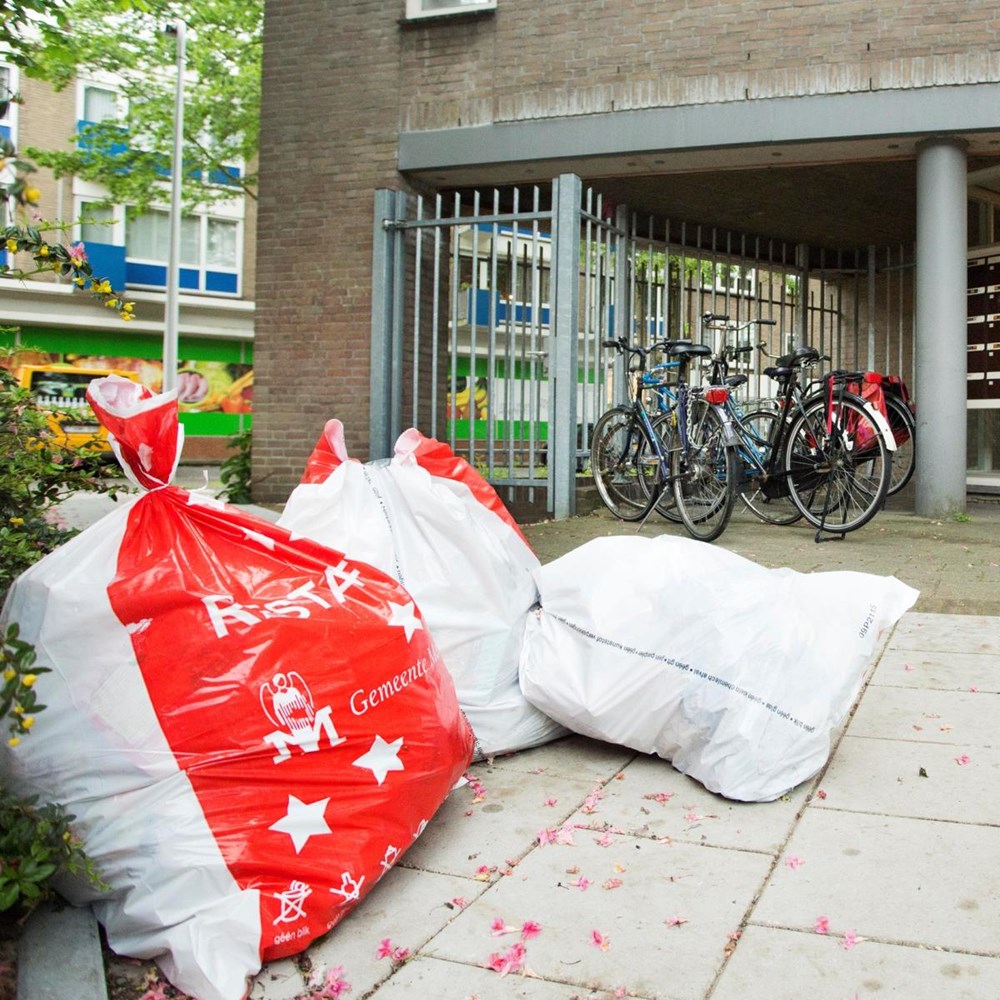 Einde van de Maastrichtse vuilniszakken in zicht en Amsterdammers hoeven geen vlees 
