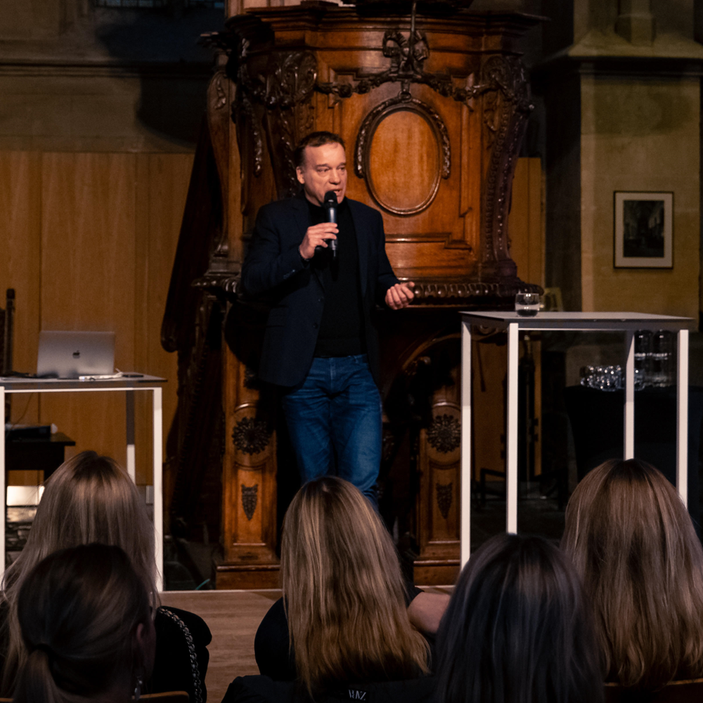“Eens per jaar een pilletje is wat anders dan wekelijks je neus volproppen”
