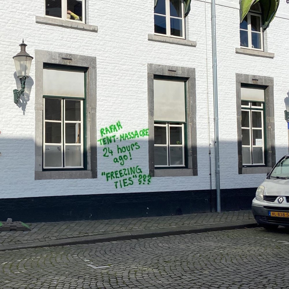 Voorzitter Amsterdamse studentenraad voor de rechter; Harvard voortaan neutraal 