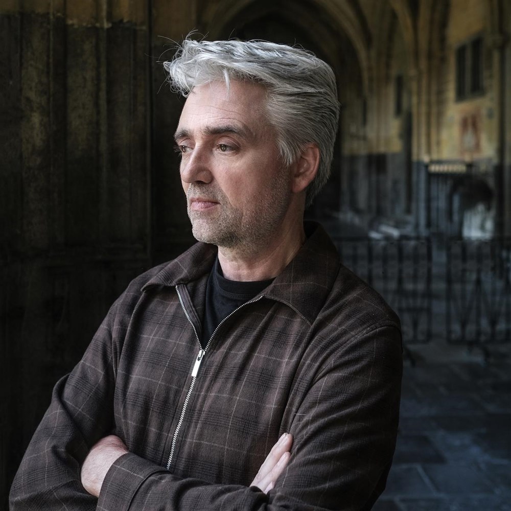 “Het leven is zinloos. Maar dat vind ik juist mooi”