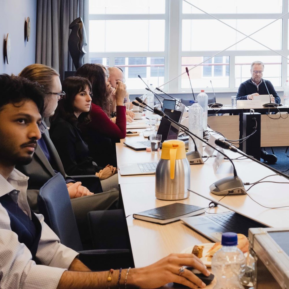 “Er komt nul informatie van de Berg”