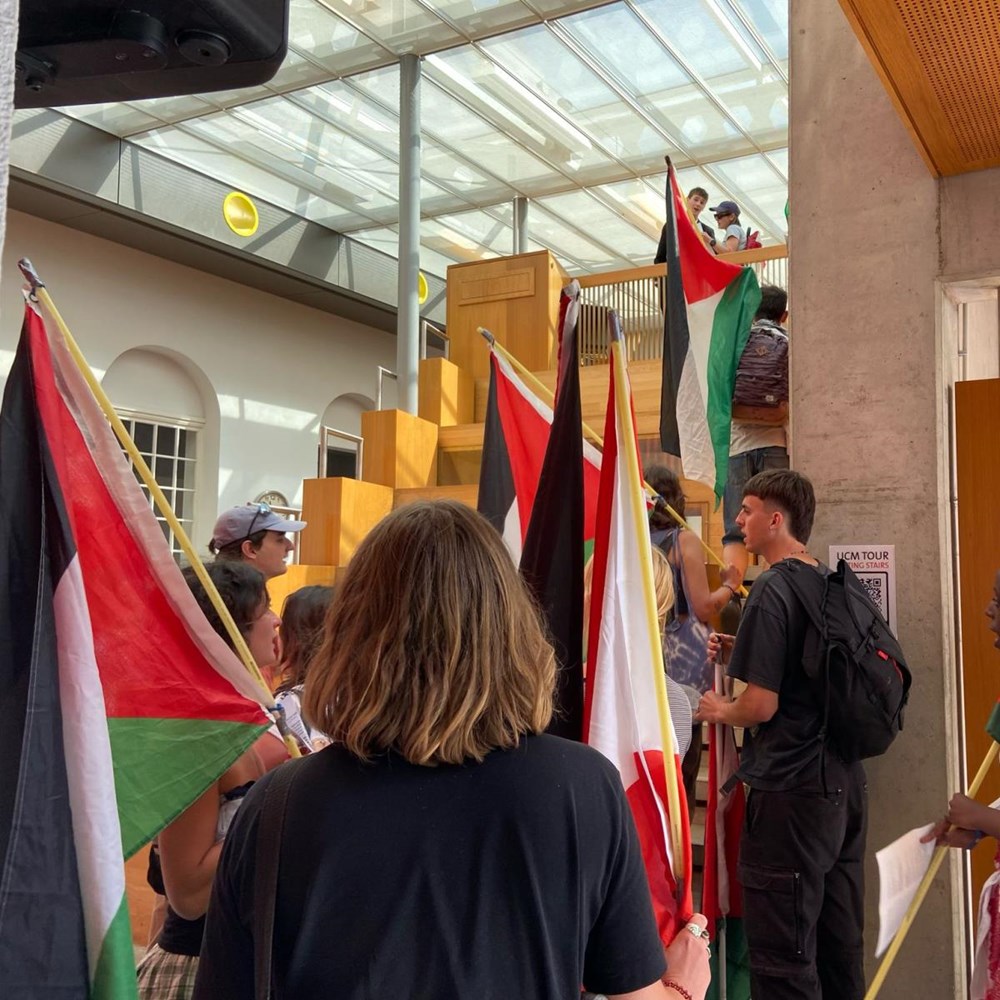 Lawaaiige pro-Palestijnse protesttocht krijgt venijnig staartje in tuin FASoS