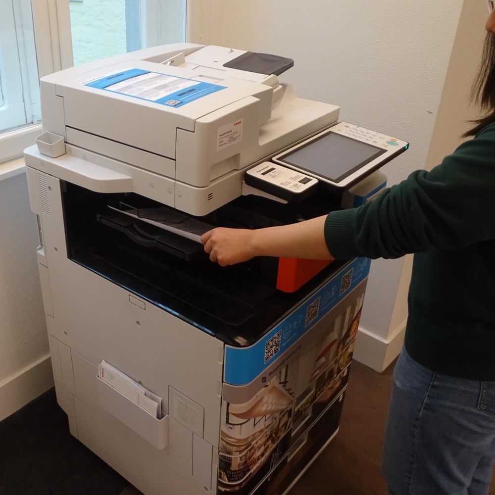 Printen op kosten van de universiteit? FASoS gaat ermee experimenteren