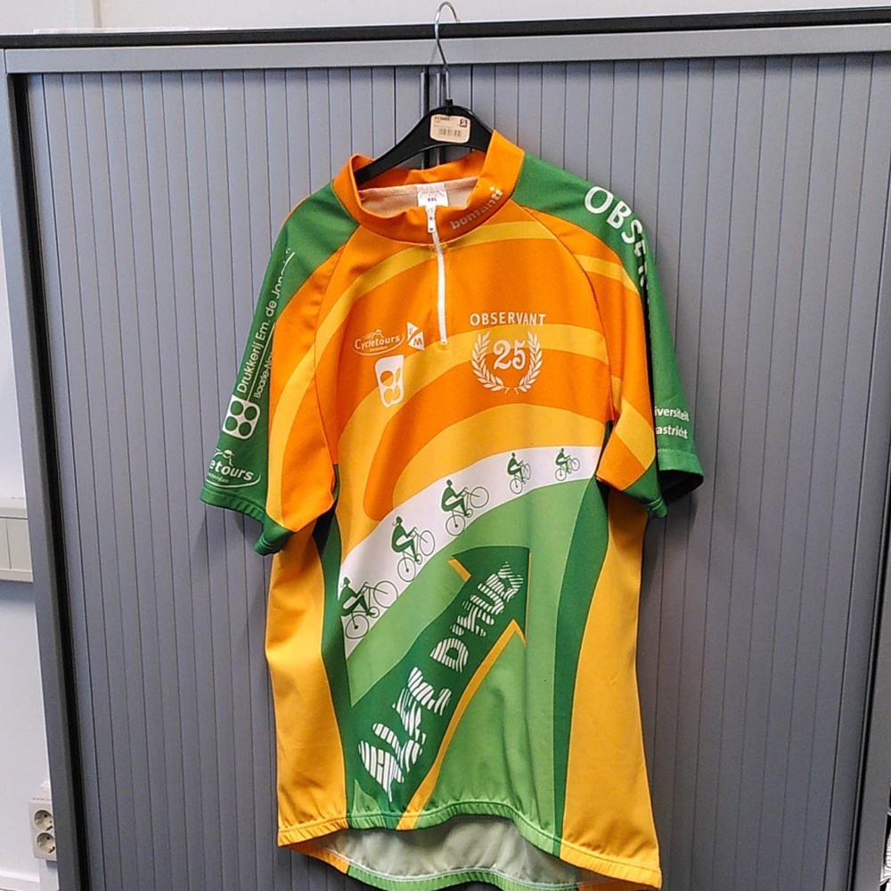 Het wielrenshirt