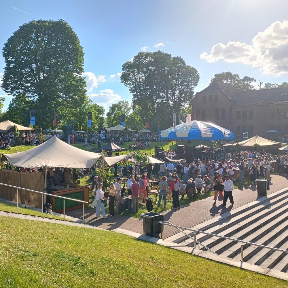 Festiviteiten 50 jaar UM: waar waren de oud-collega’s? 