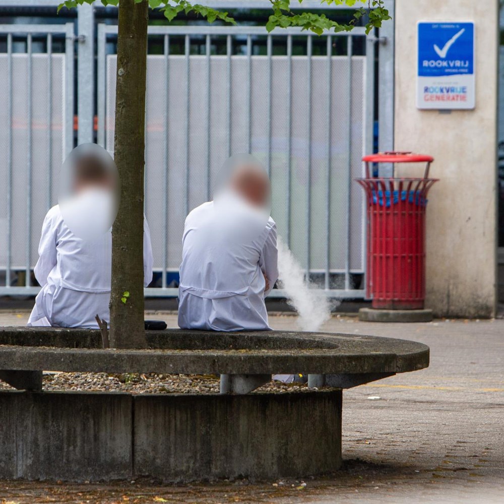 Smokers at the UM causing inconvenience