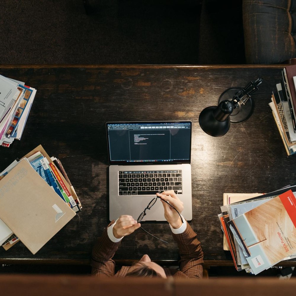 Less research time for scientists who publish too little