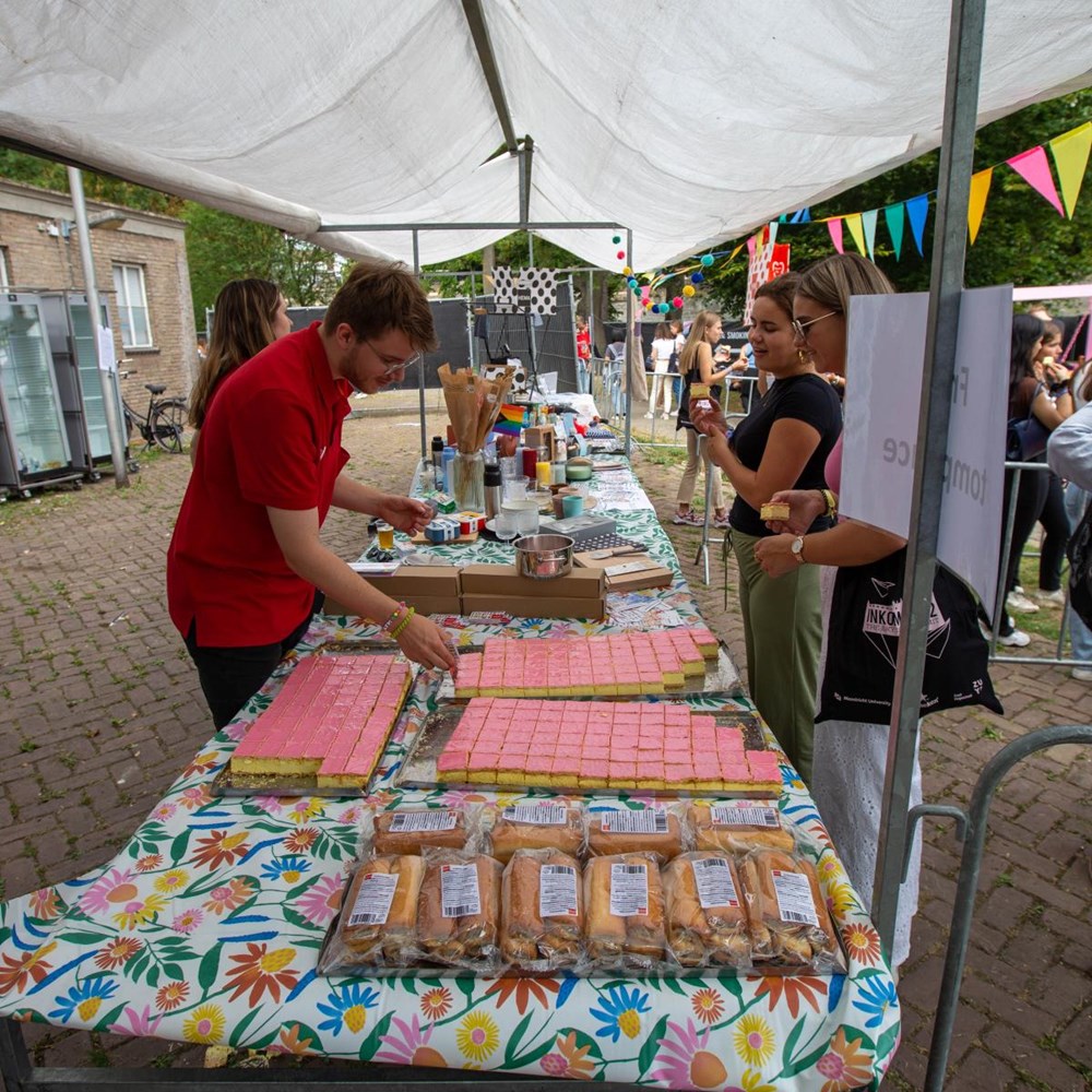 A free tompouce on the Tapijn