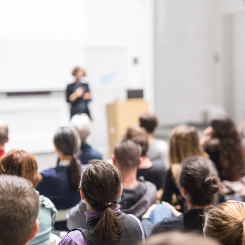 Fewer teaching hours for academic staff at FASoS