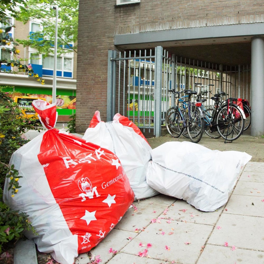 The end of the famous red and white rubbish bag and people in Amsterdam don’t want meat