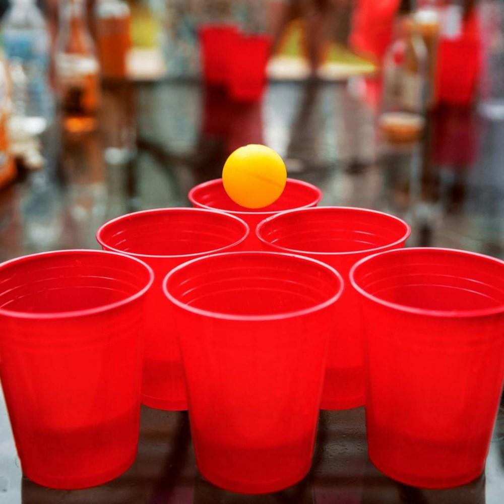 Students aim at world record beer pong and Taylor Swift fascinates researchers