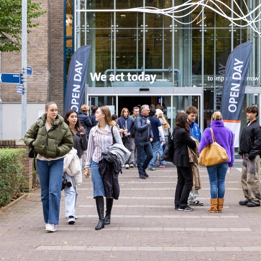 Information for prospective students no longer solely in English