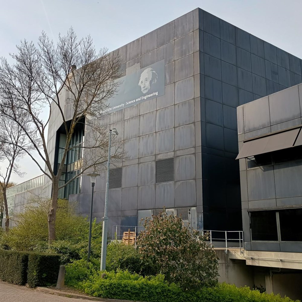 DUB30 to get massive solar façade