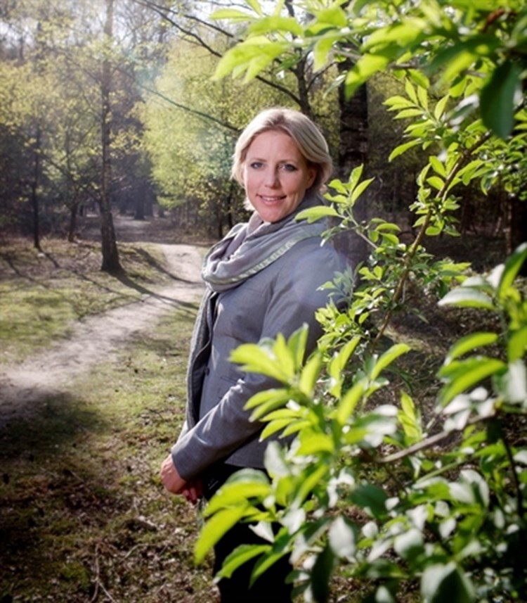 Nieuwe rector Rianne Letschert is jurist, jong en vrouw