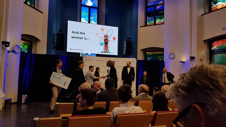 Studenten: “Breng wetenschap naar de gevangenis”