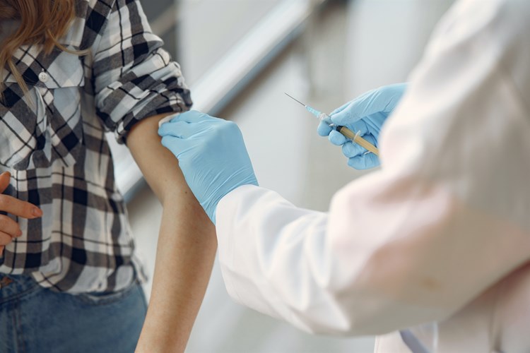 Opinie prof. Wim Groot: overheid faalt, vaccinatiebeleid is drama
