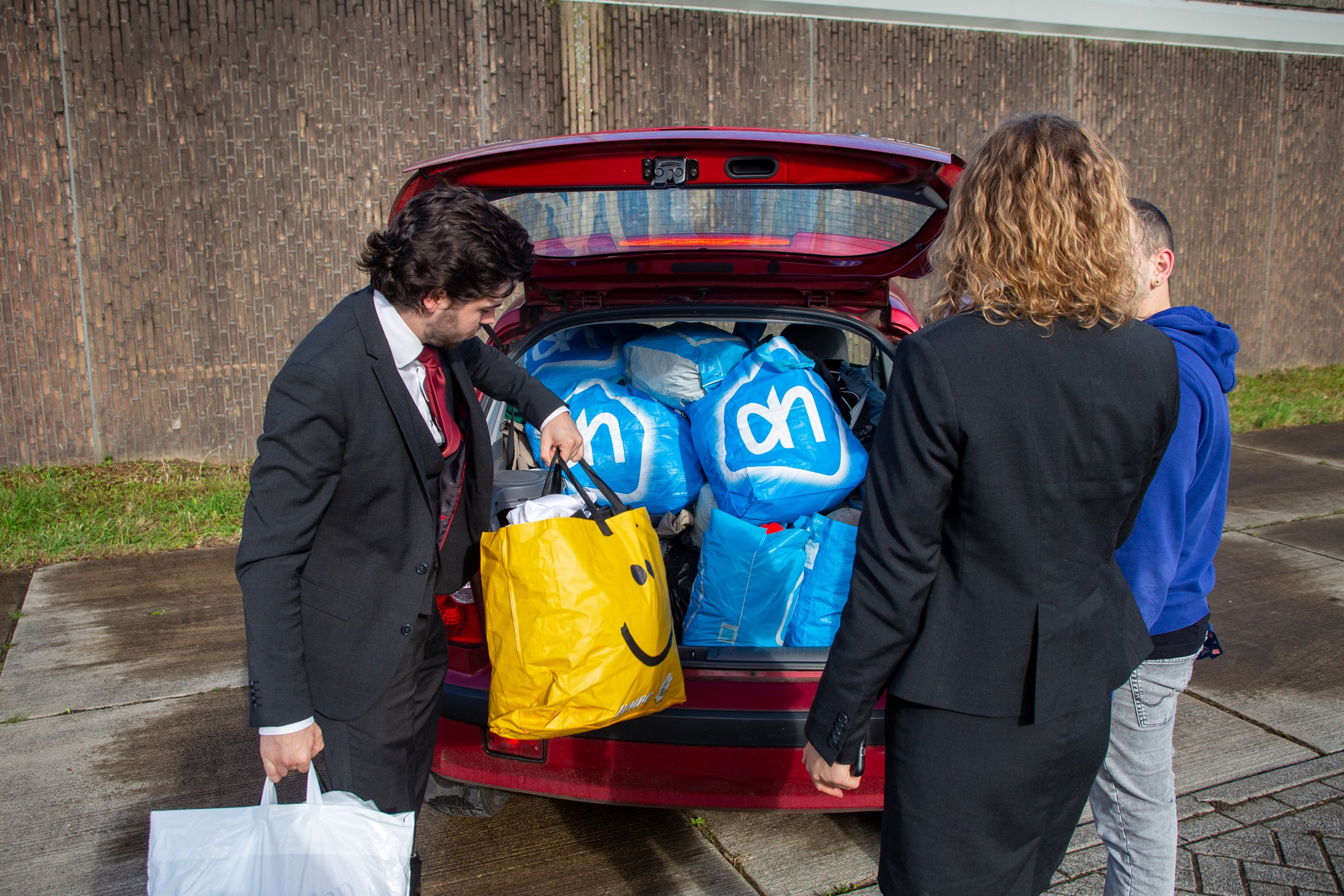 Maastrichtse daklozen  deze winter verwarmd door studentenjas