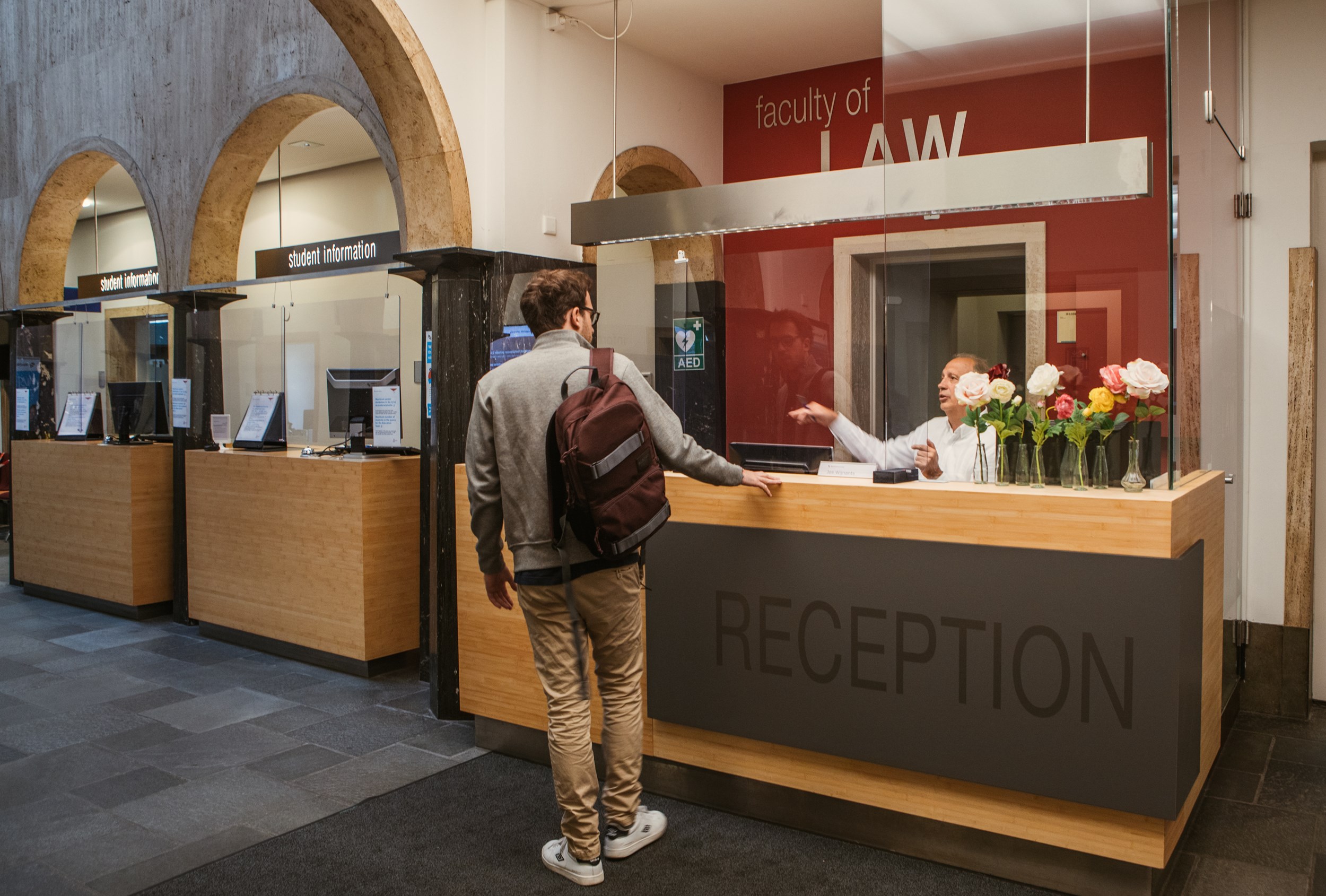 Rechtenfaculteit: meer geld naar personeel