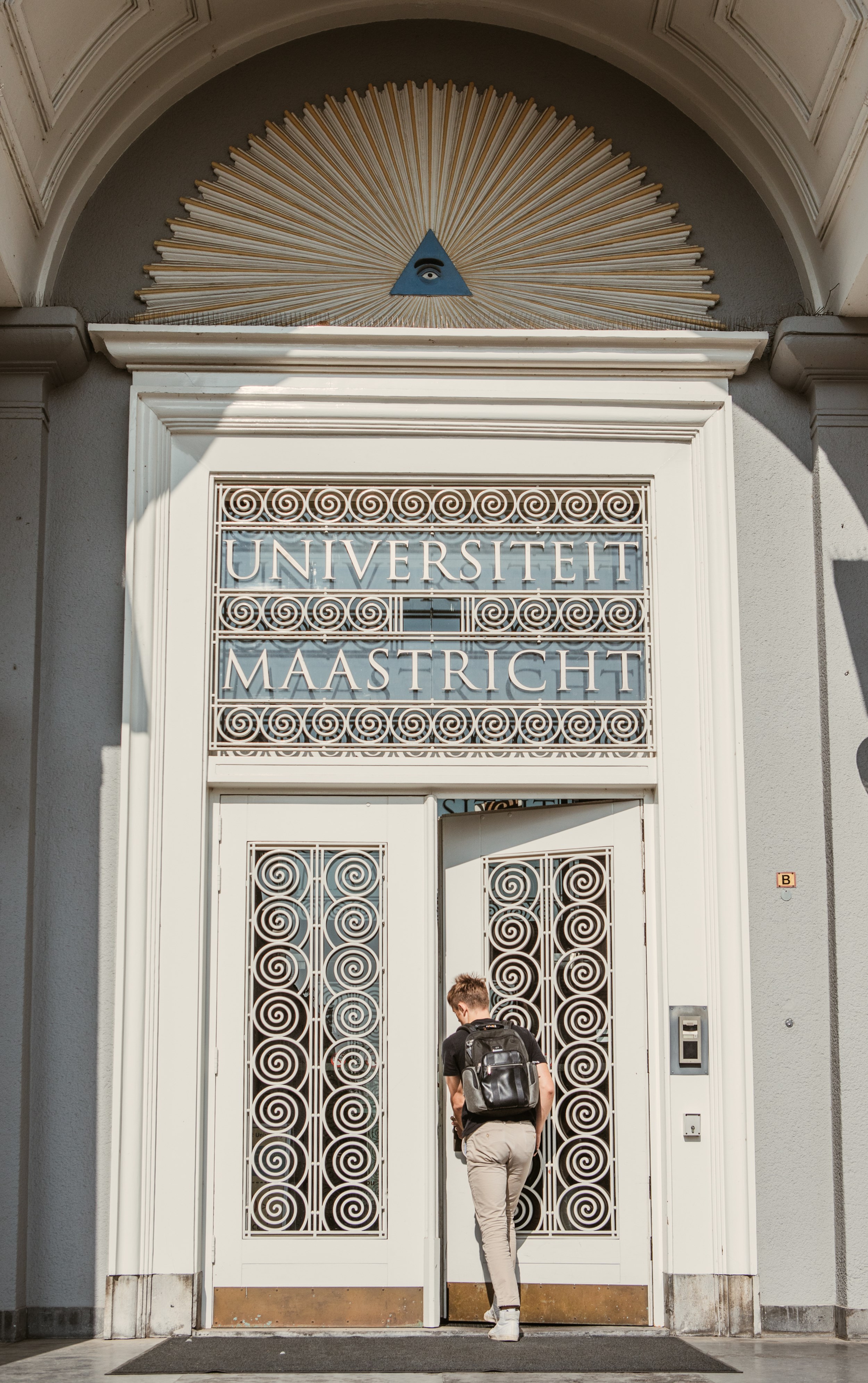 UM wil prof ontslaan vanwege seksueel ongewenst gedrag