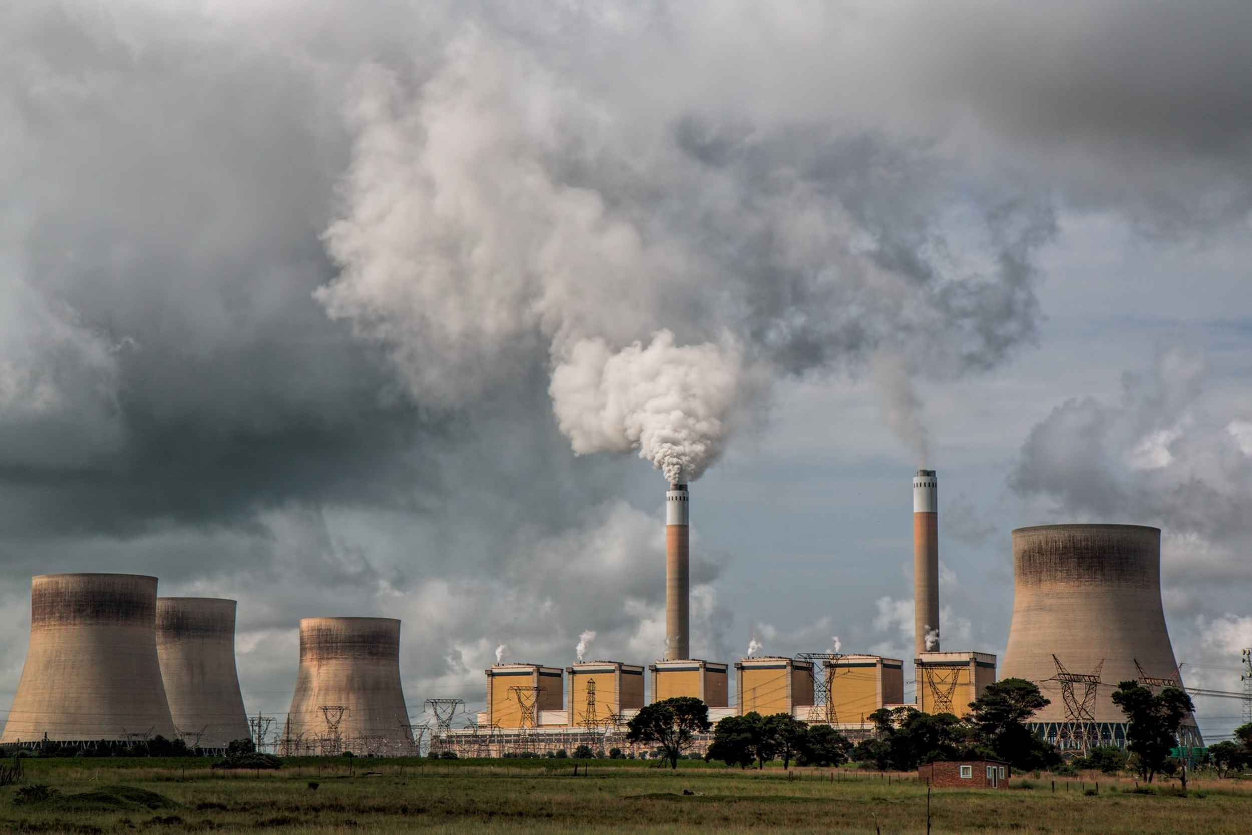 ‘NWO en KNAW moeten kritischer zijn over fossiele industrie’