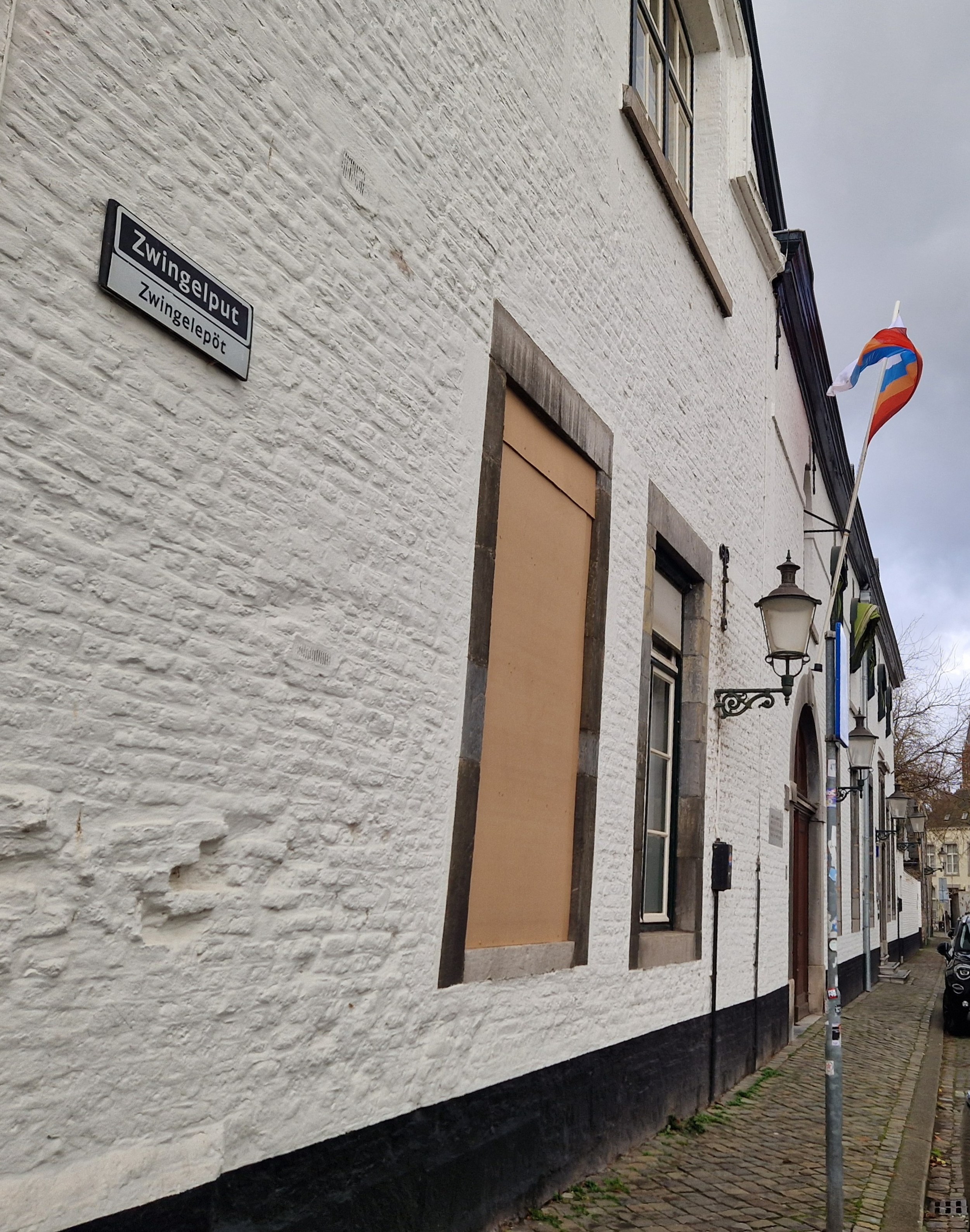 Schade University College door vuurwerk