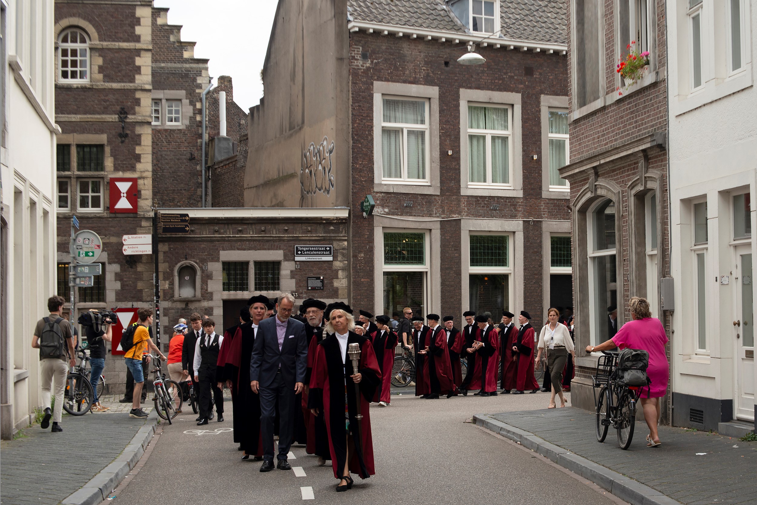 Letschert haalt hard uit naar Den Haag