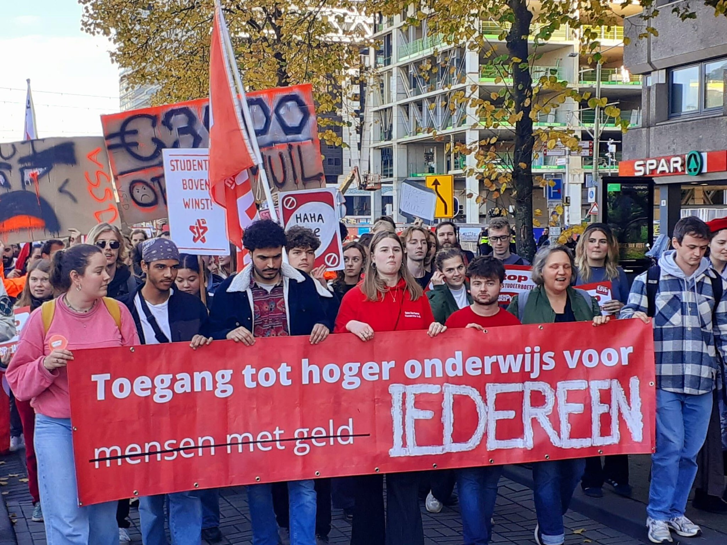 Voorleesmarathon tegen langstudeerboete