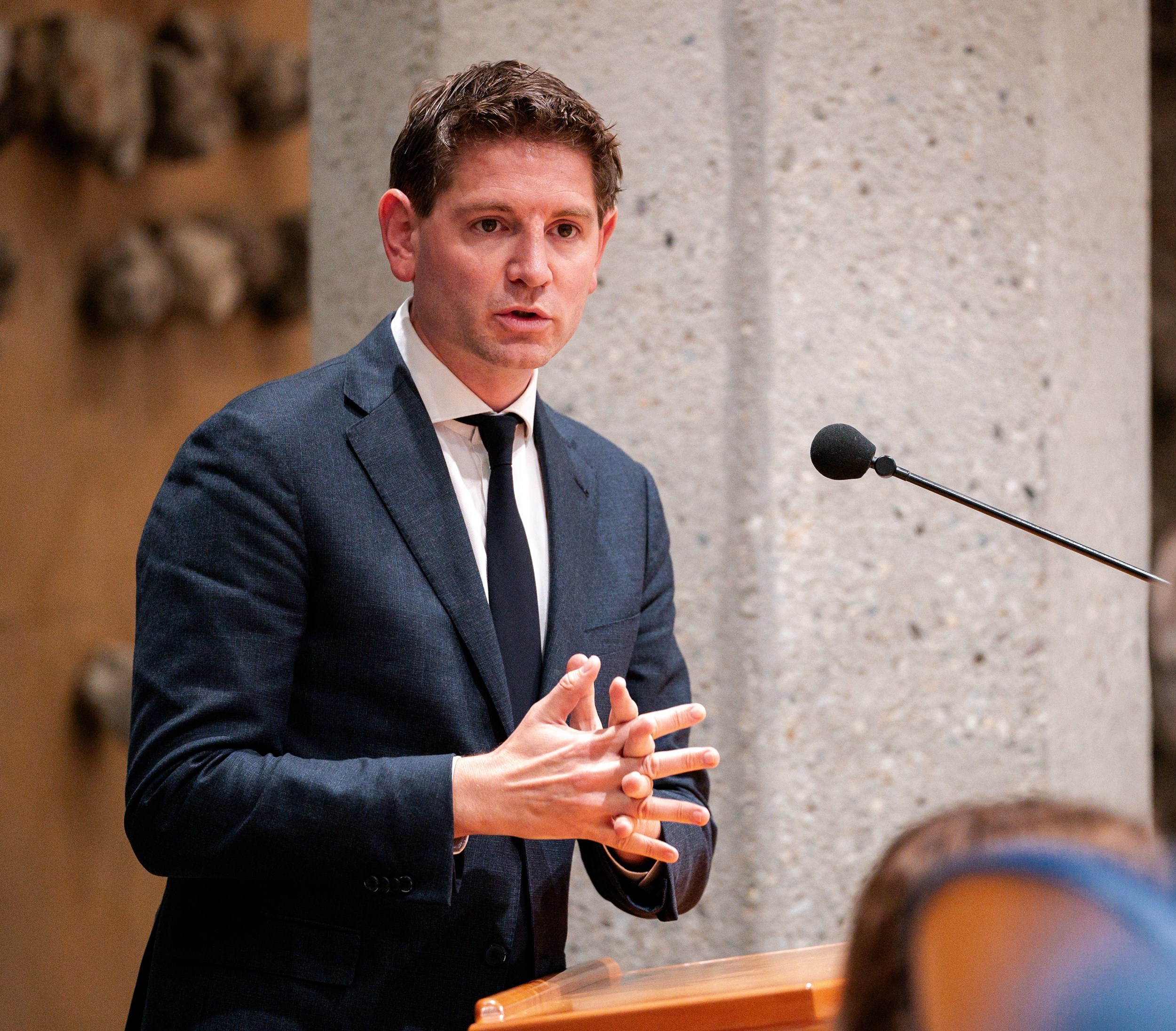 Oppositie dreigt bezuinigingen te blokkeren in Eerste Kamer