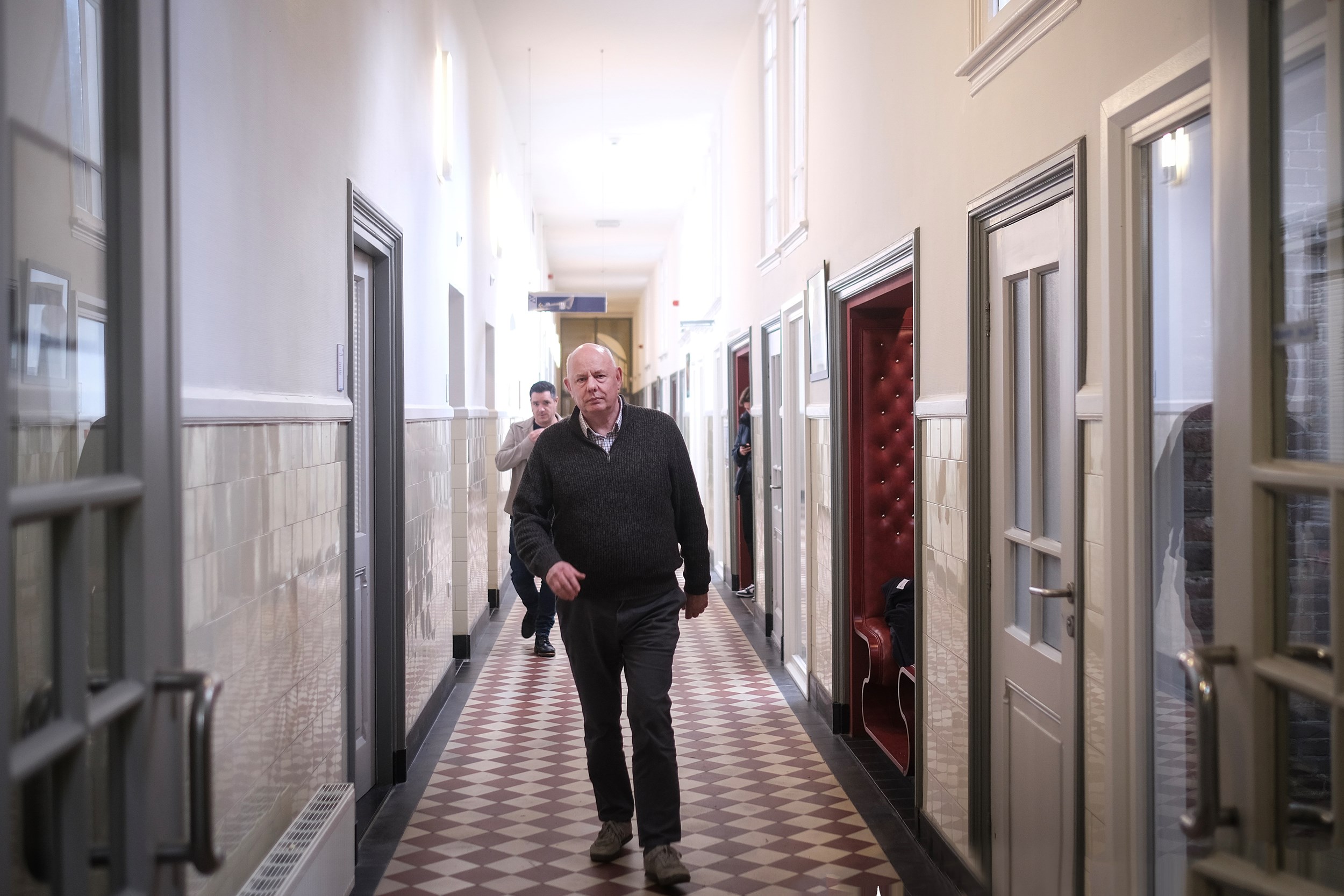“Alles wat misgaat in de samenleving, gebeurt ook hier”