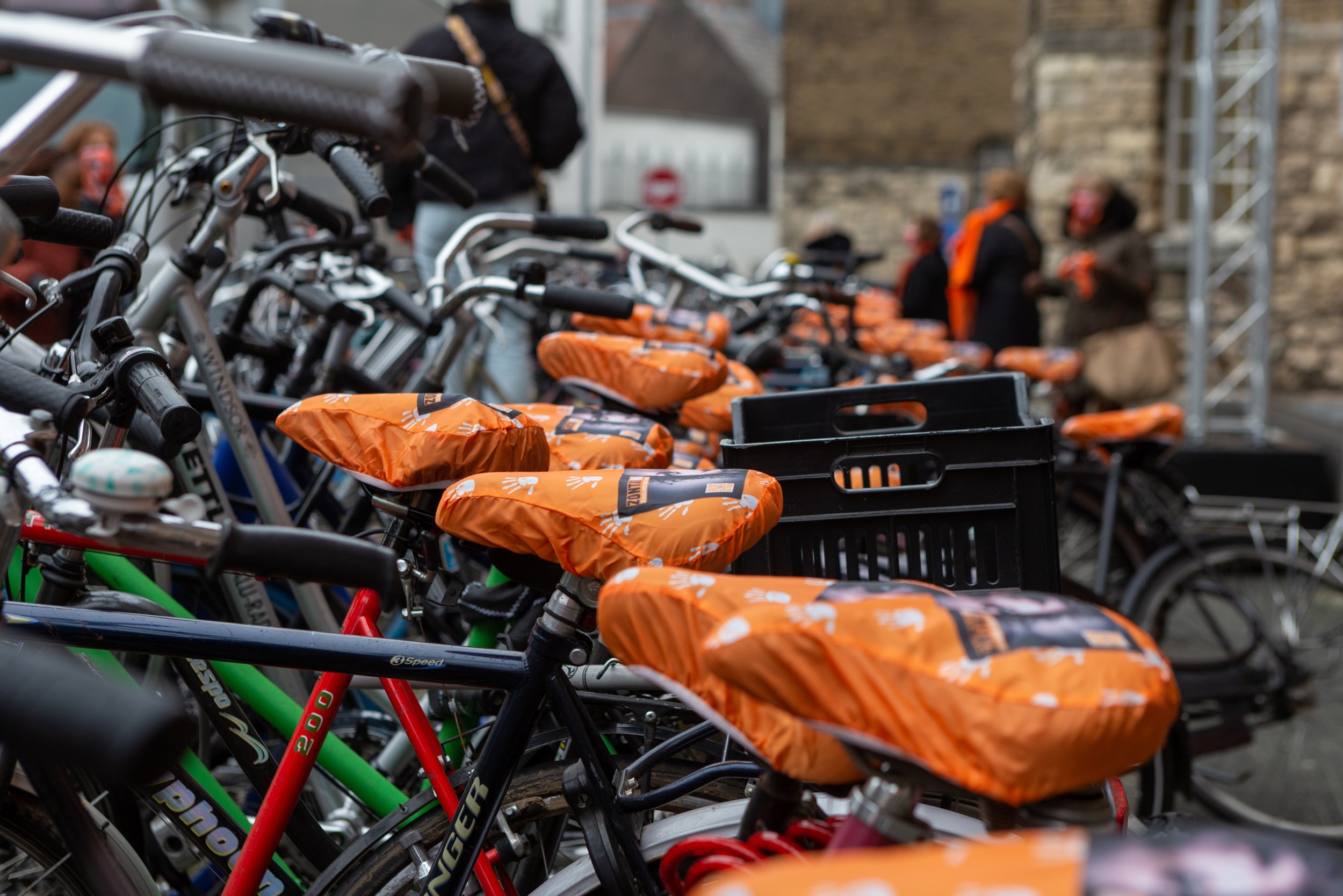 Faculty of Law turns orange: stop violence against women