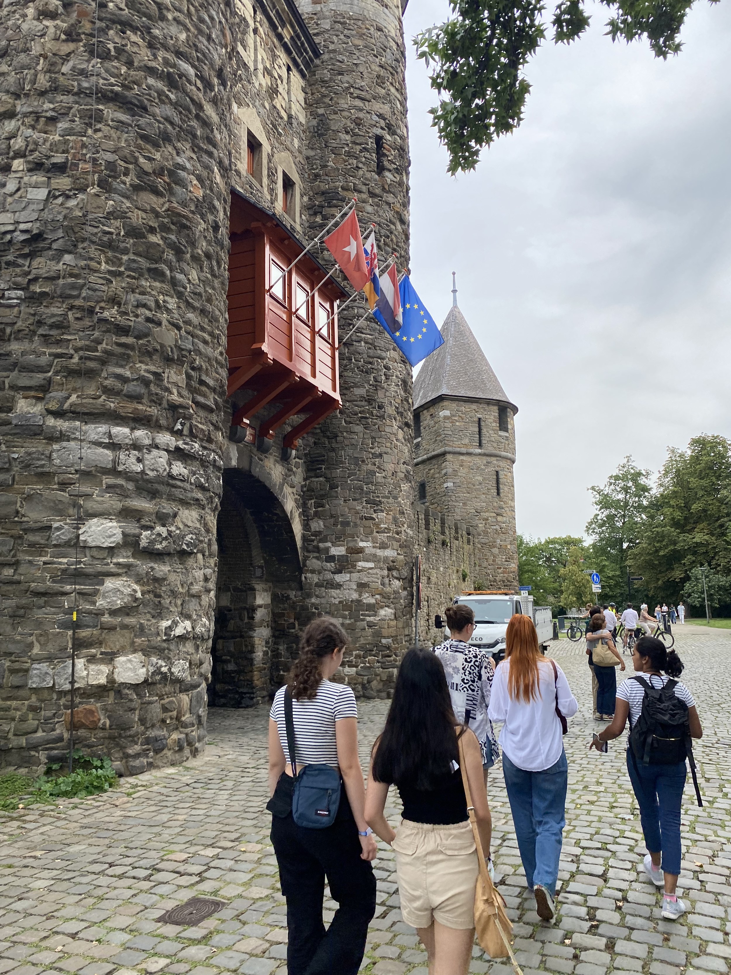 Discovering Maastricht on your phone screen