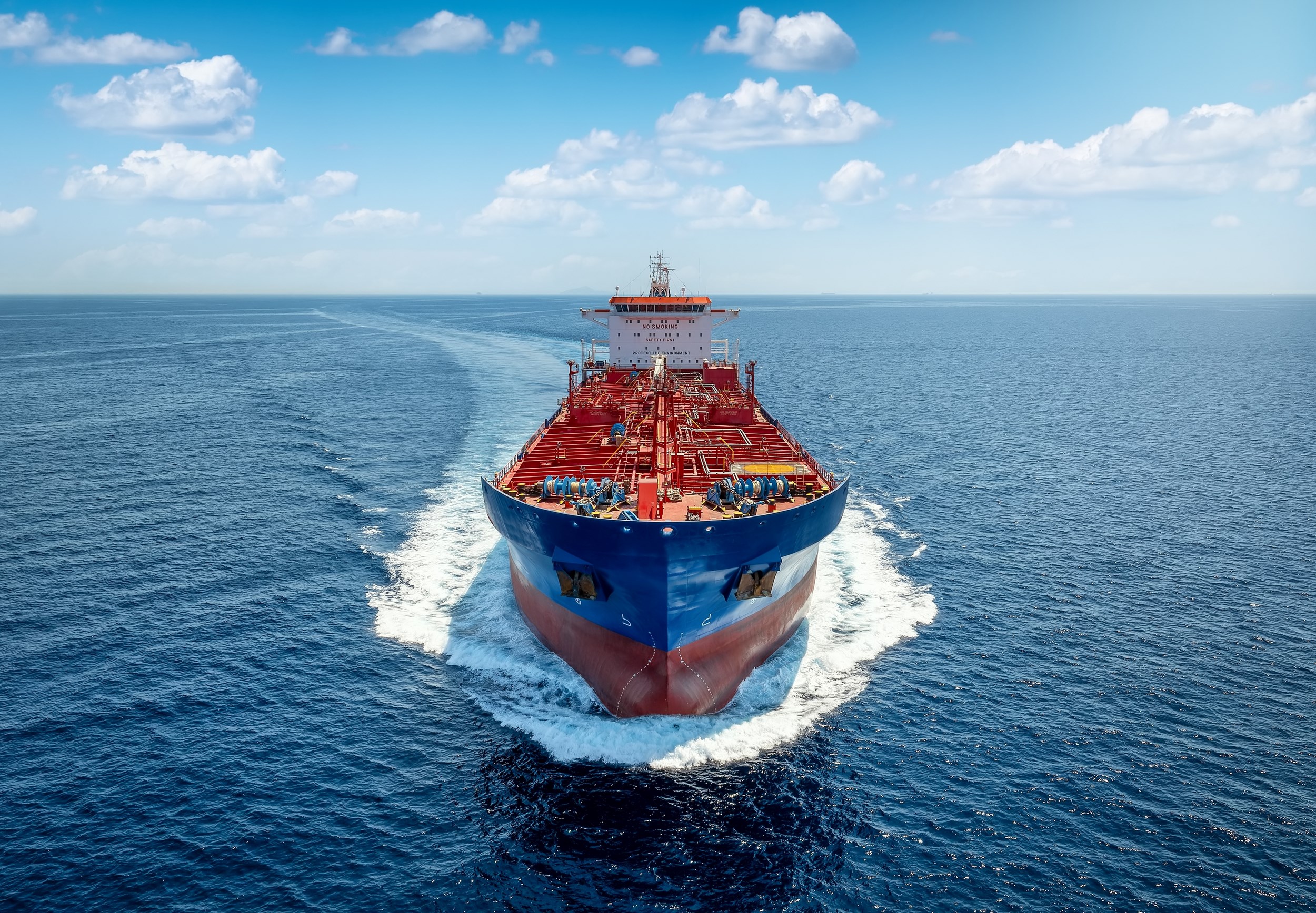 The difficult fight against dirty shipping fuel